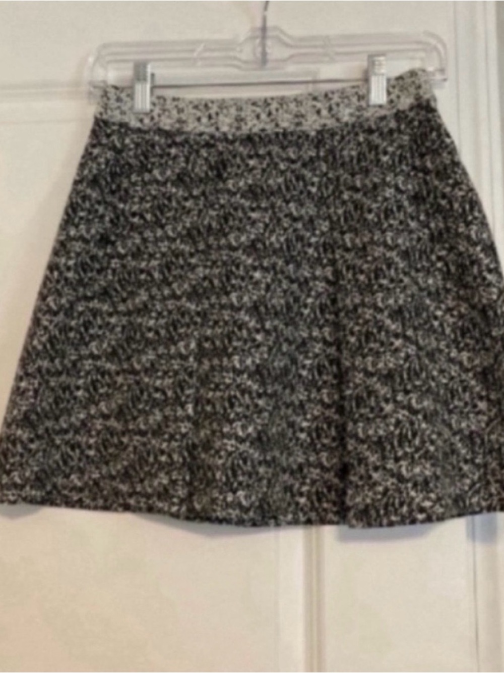 Banana Republic Black/White Textured Mini Skirt